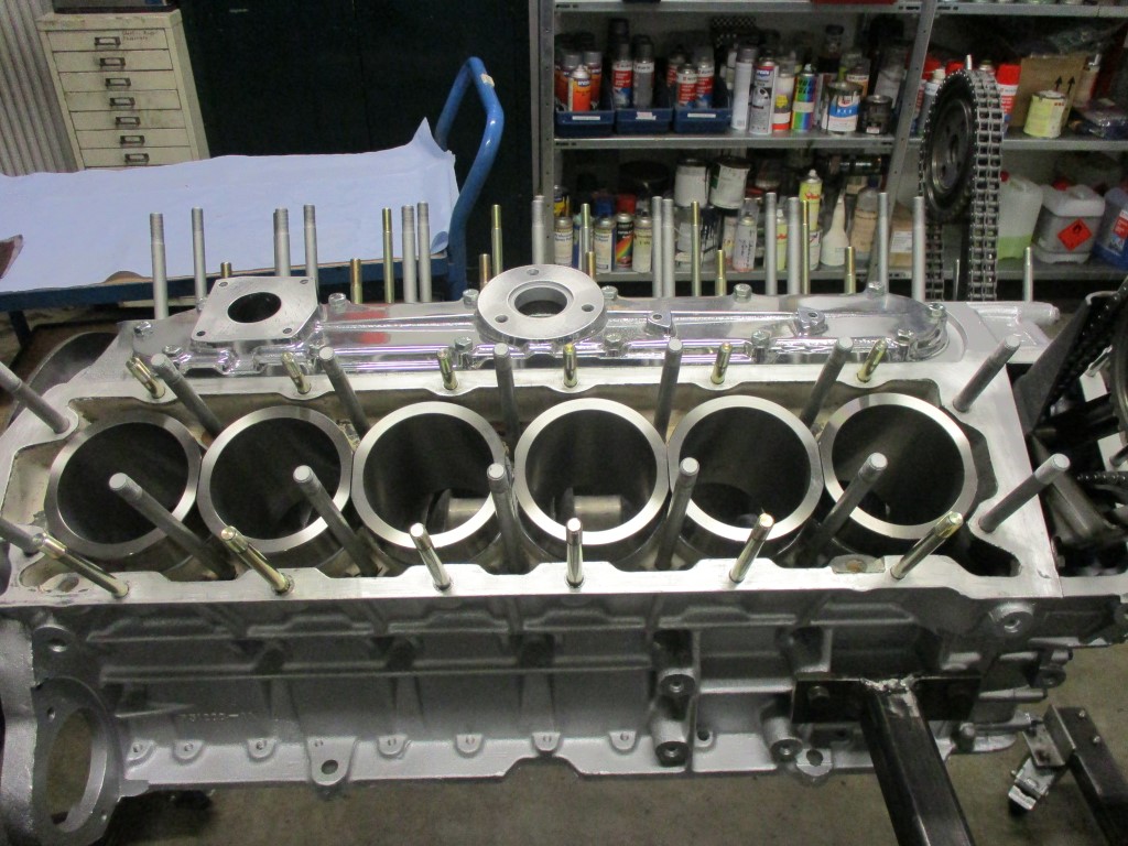 Jaguar-EV12_Zylinderlaufbuchsen-13